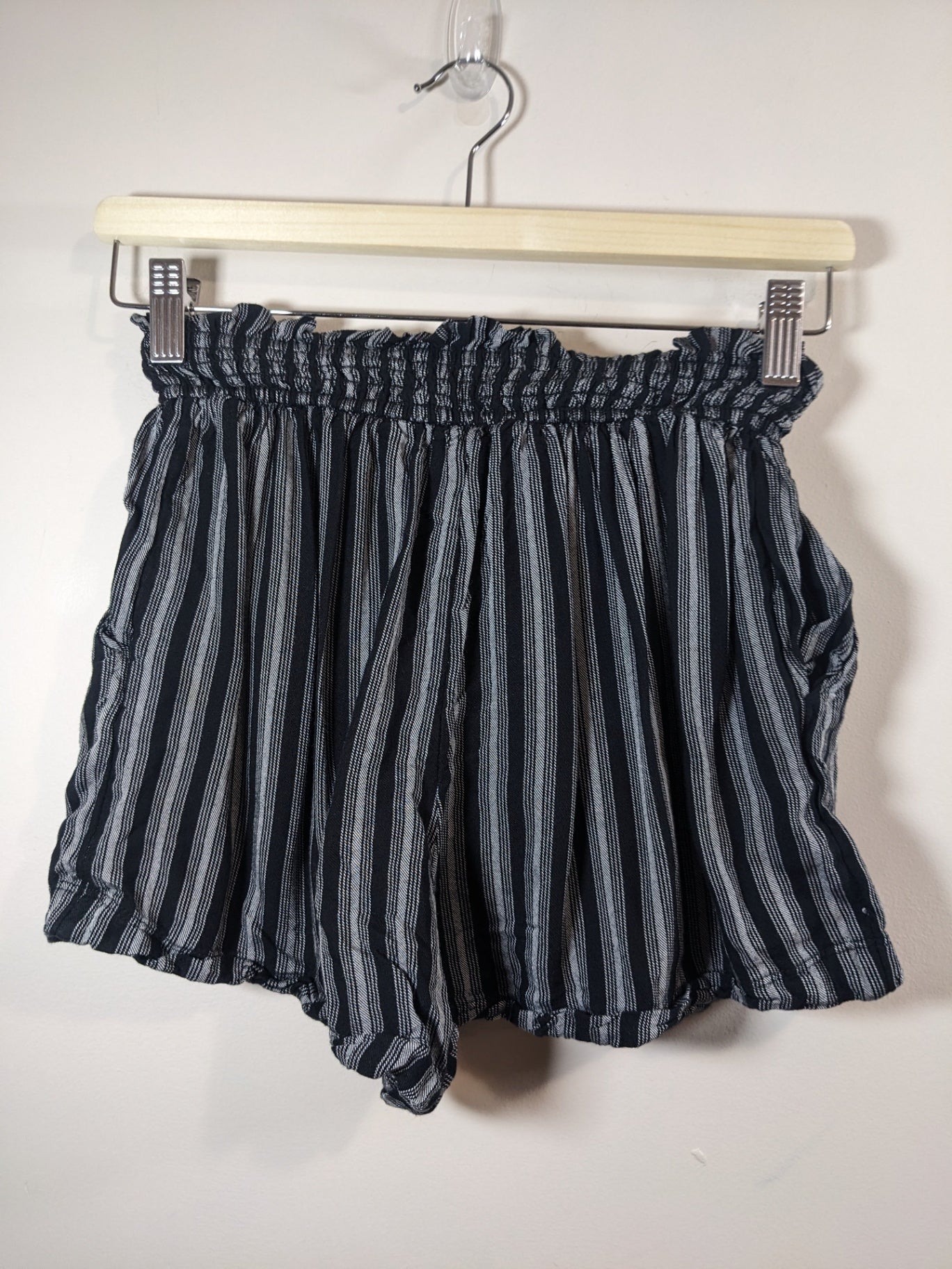 Hollister Striped Shorts - XS