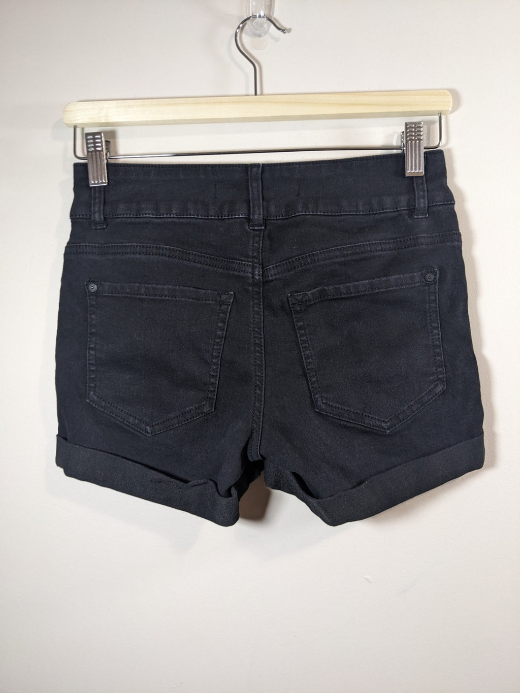 Wallflower Black Shorts - SZ 3