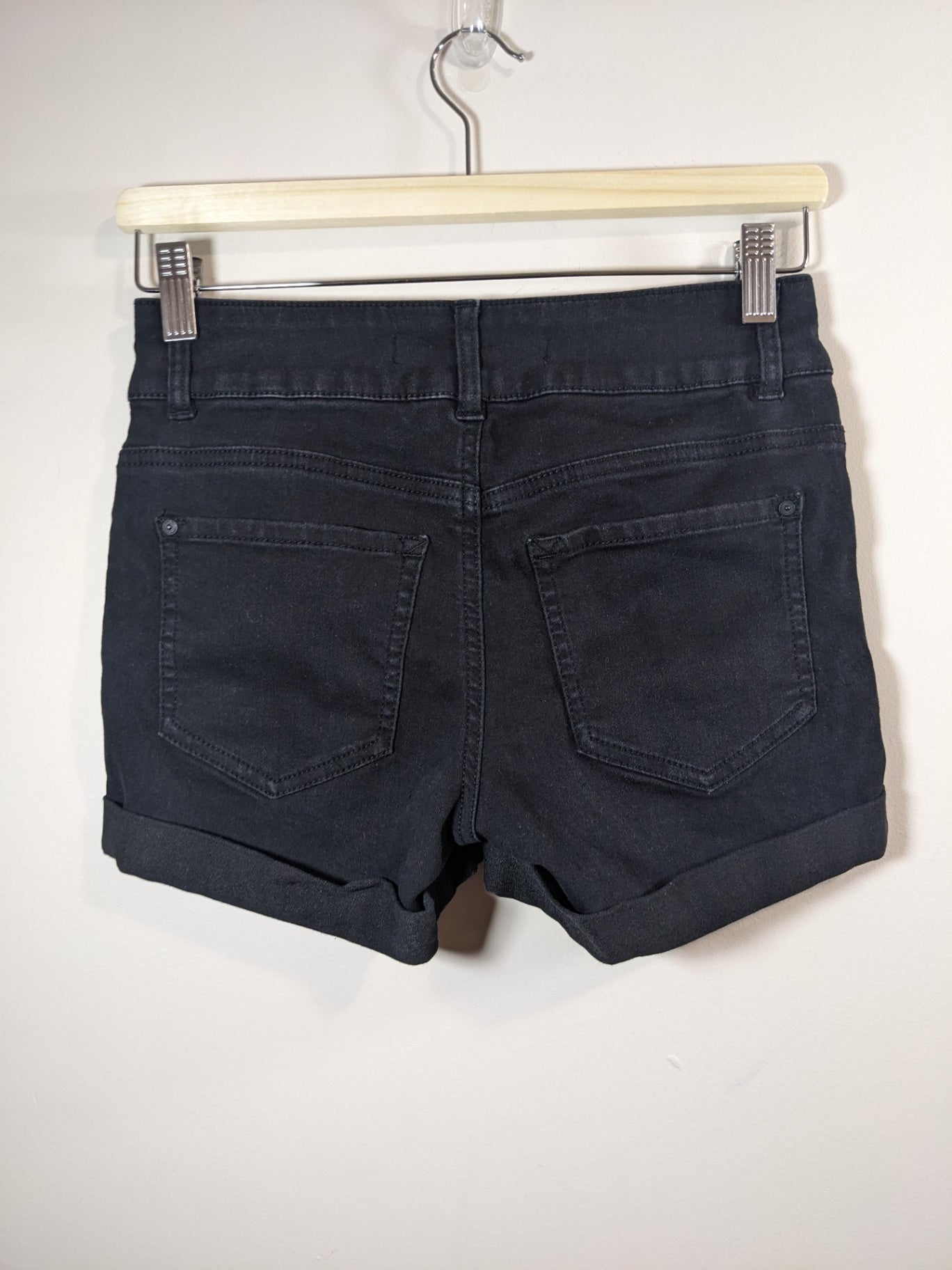 Wallflower Black Shorts - SZ 3