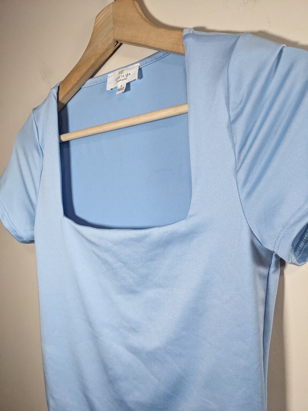 Live in the Moment Blue T-Shirt - S