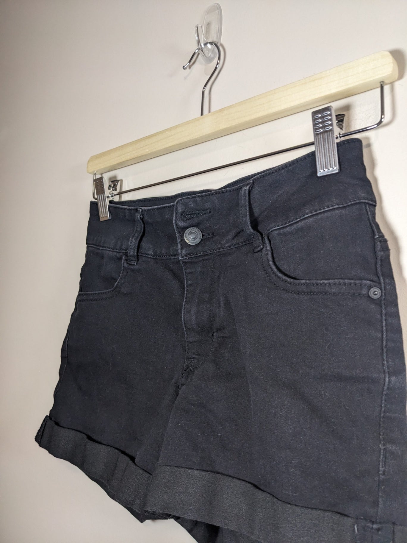 Wallflower Black Shorts - SZ 3