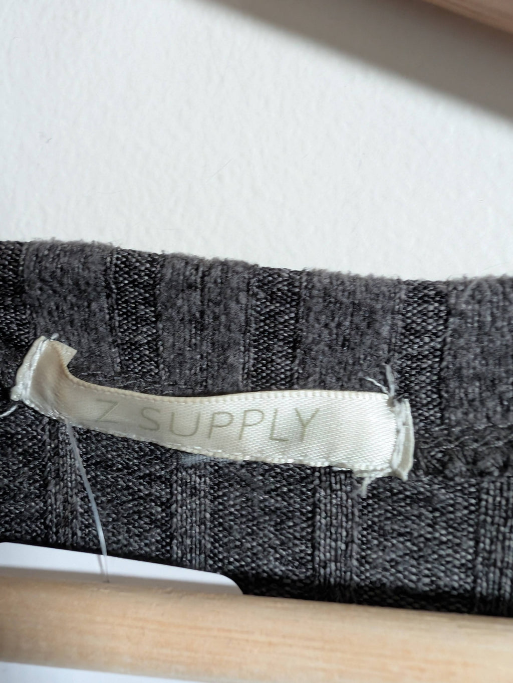 Z supply grey knit blouse - appears medium