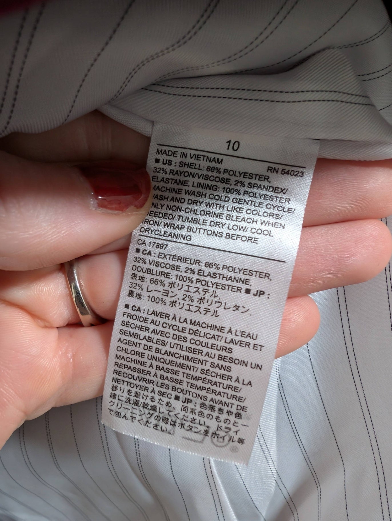 Banana Republic burgundy blazer - SZ 10