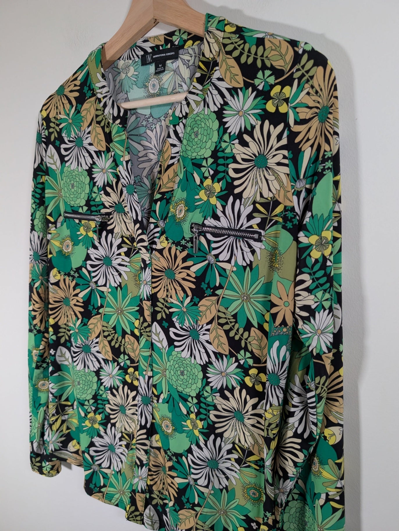 International Concepts green floral long-sleeve - Medium