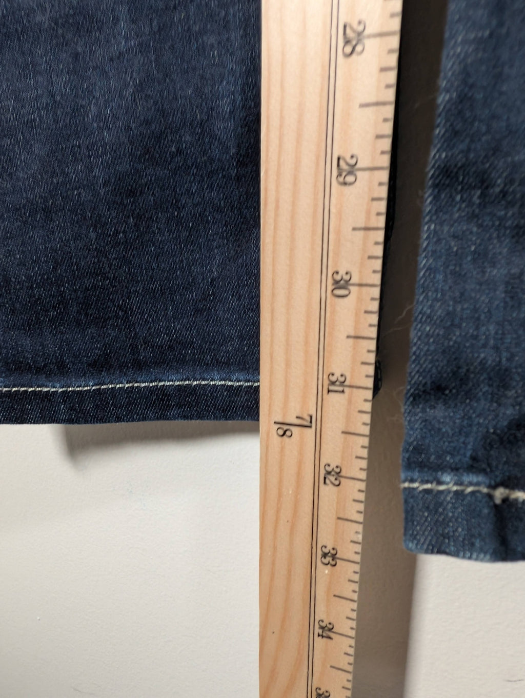 Guess nicole cigarette jeans - SZ 29