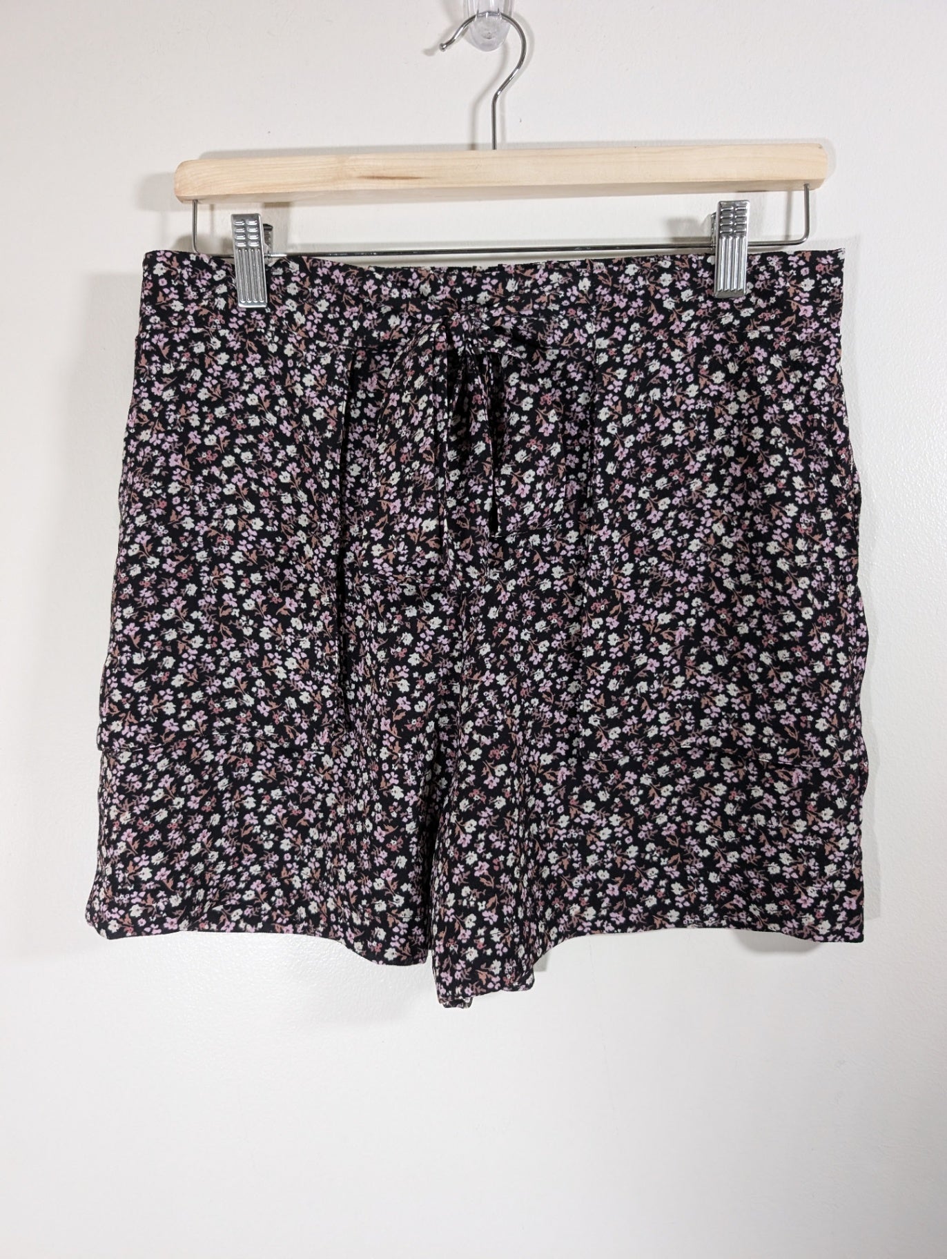 Joe Fresh floral shorts- Medium