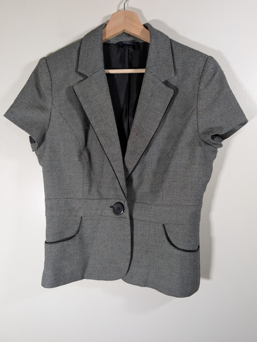 Reitmans short-sleeve blazer - SZ 8