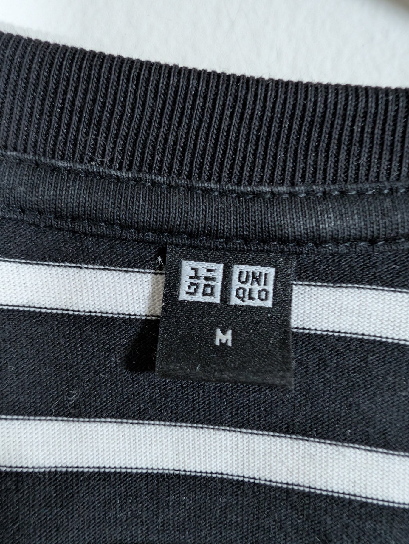 UNIQLO oversize striped tee - Medium