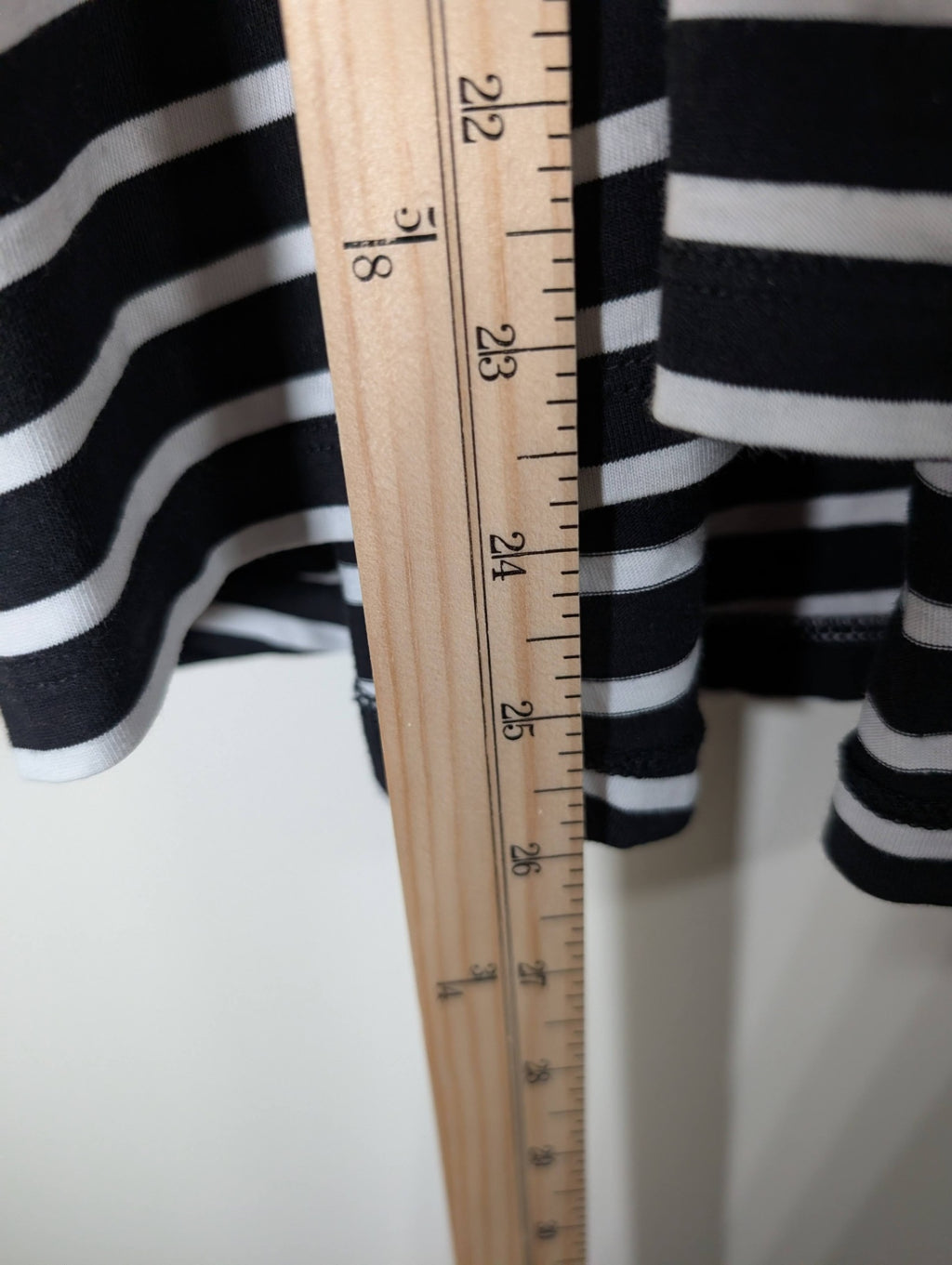 UNIQLO oversize striped tee - Medium