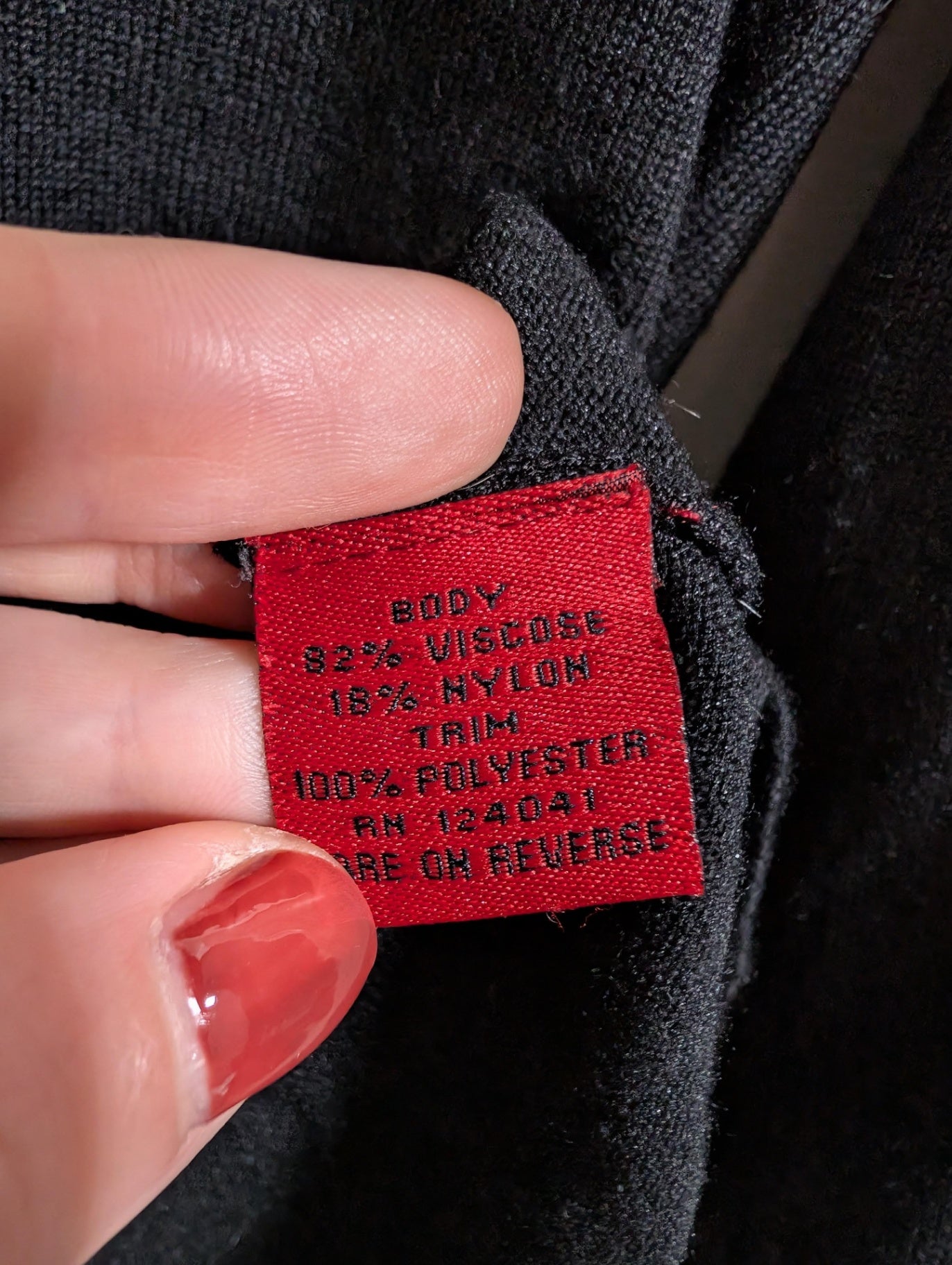 No label black flower neckline sweater - Medium