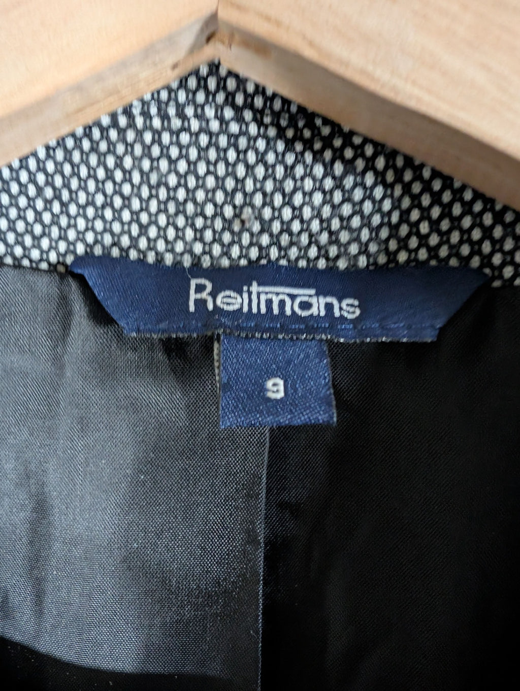 Reitmans short-sleeve blazer - SZ 8