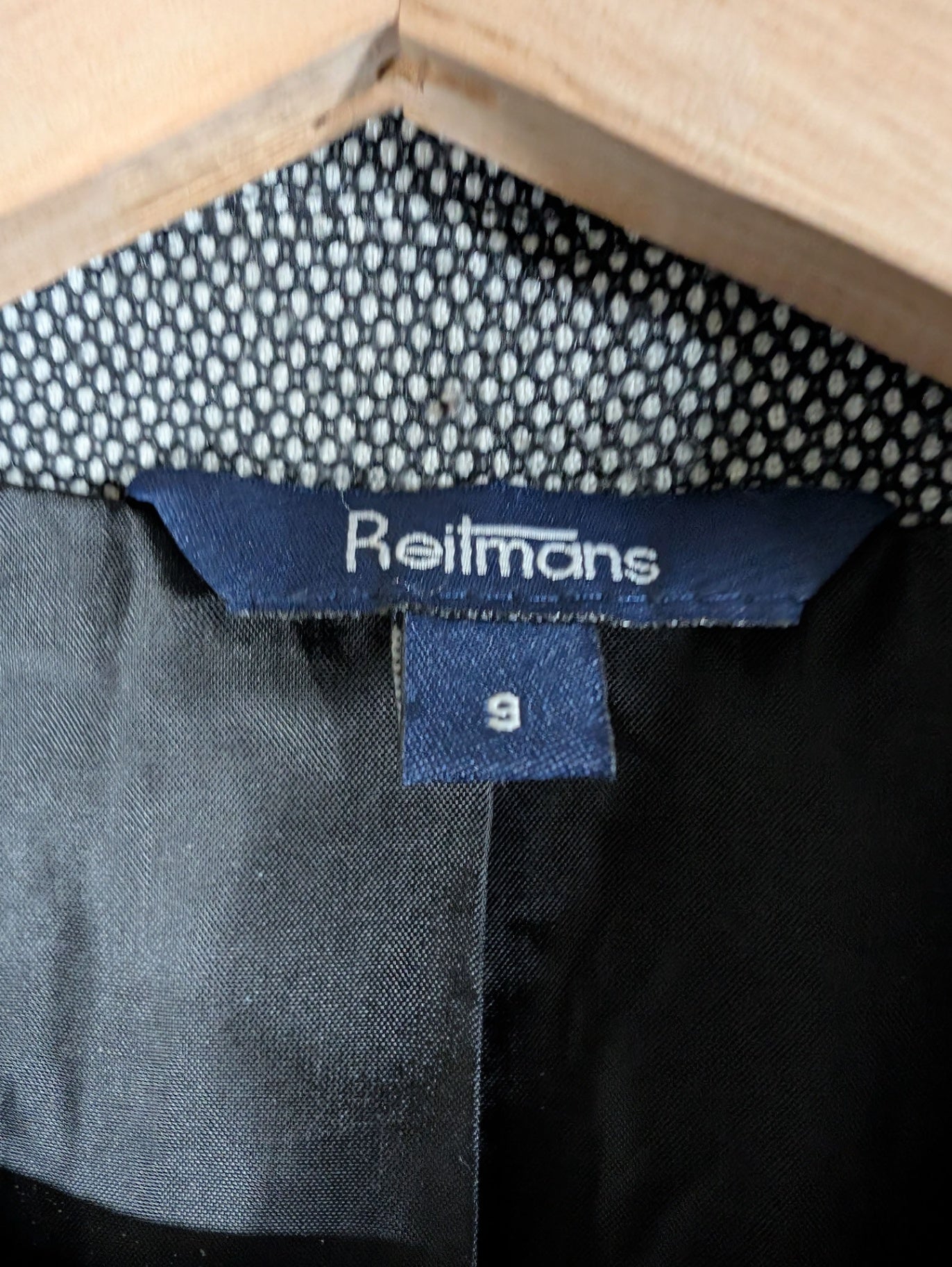 Reitmans short-sleeve blazer - SZ 8