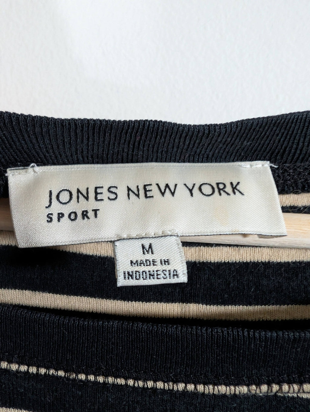 Jones New York striped long-sleeve - Medium