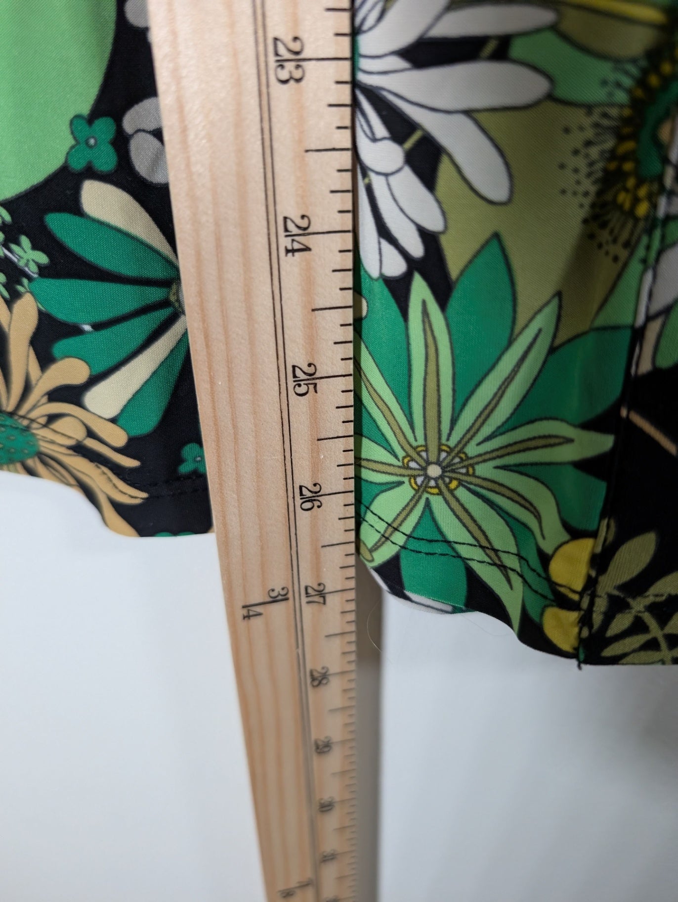 International Concepts green floral long-sleeve - Medium