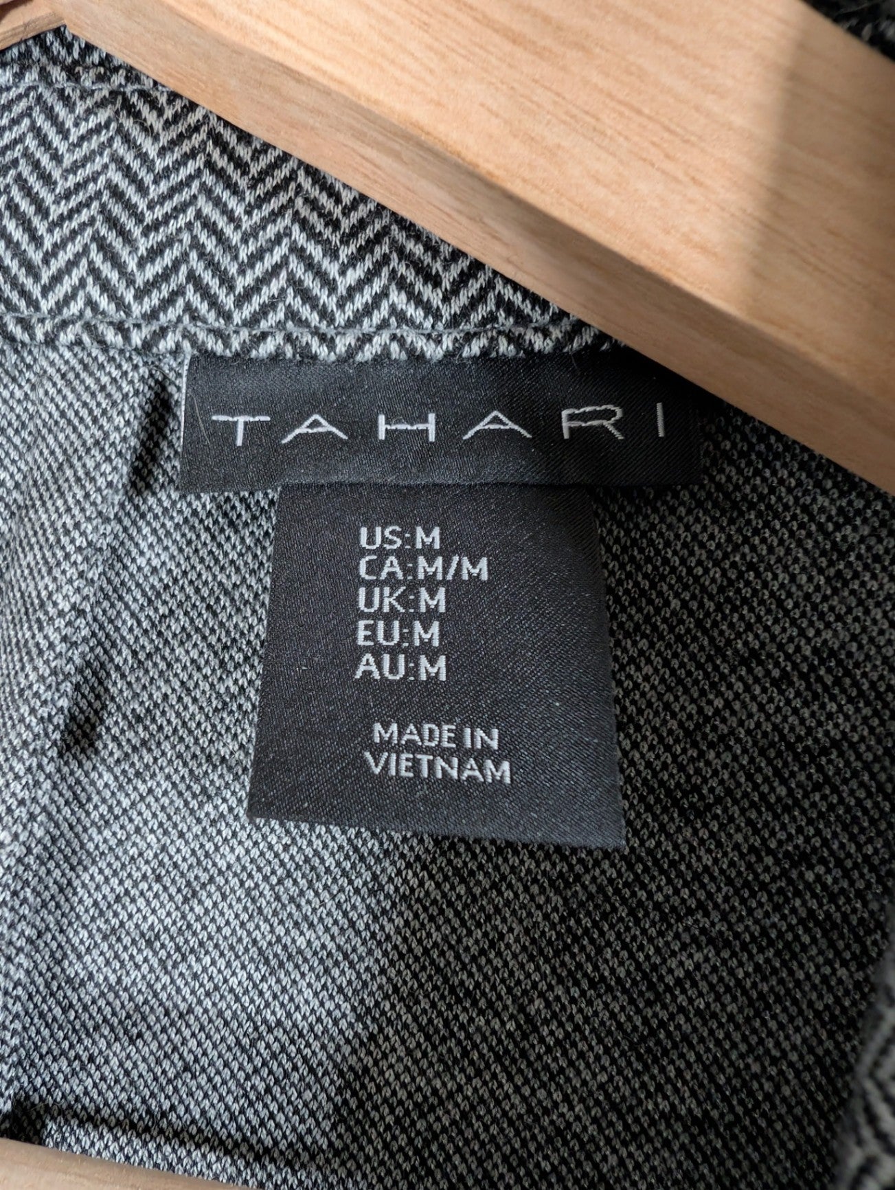 Tahari grey herringbone blazer - Medium