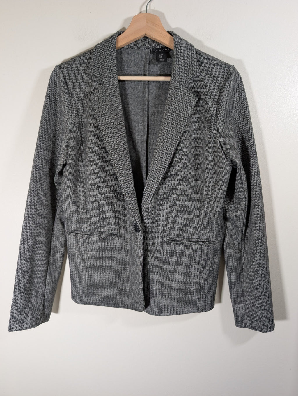 Tahari grey herringbone blazer - Medium