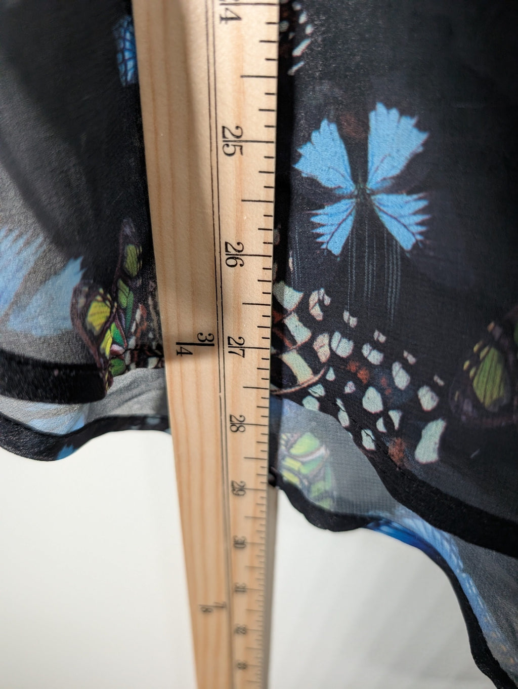 Joe Fresh sheer butterfly blosue - Medium