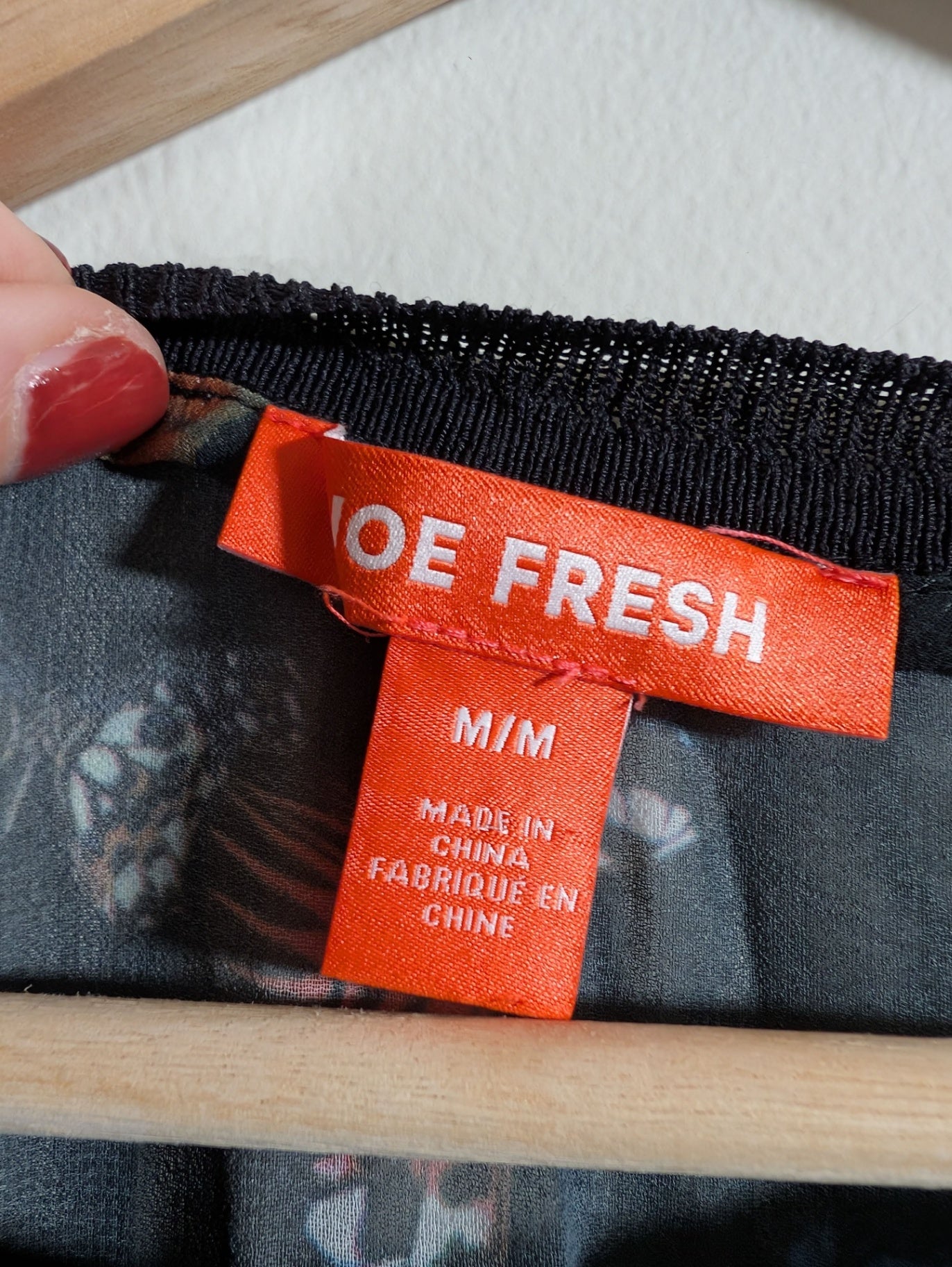 Joe Fresh sheer butterfly blosue - Medium