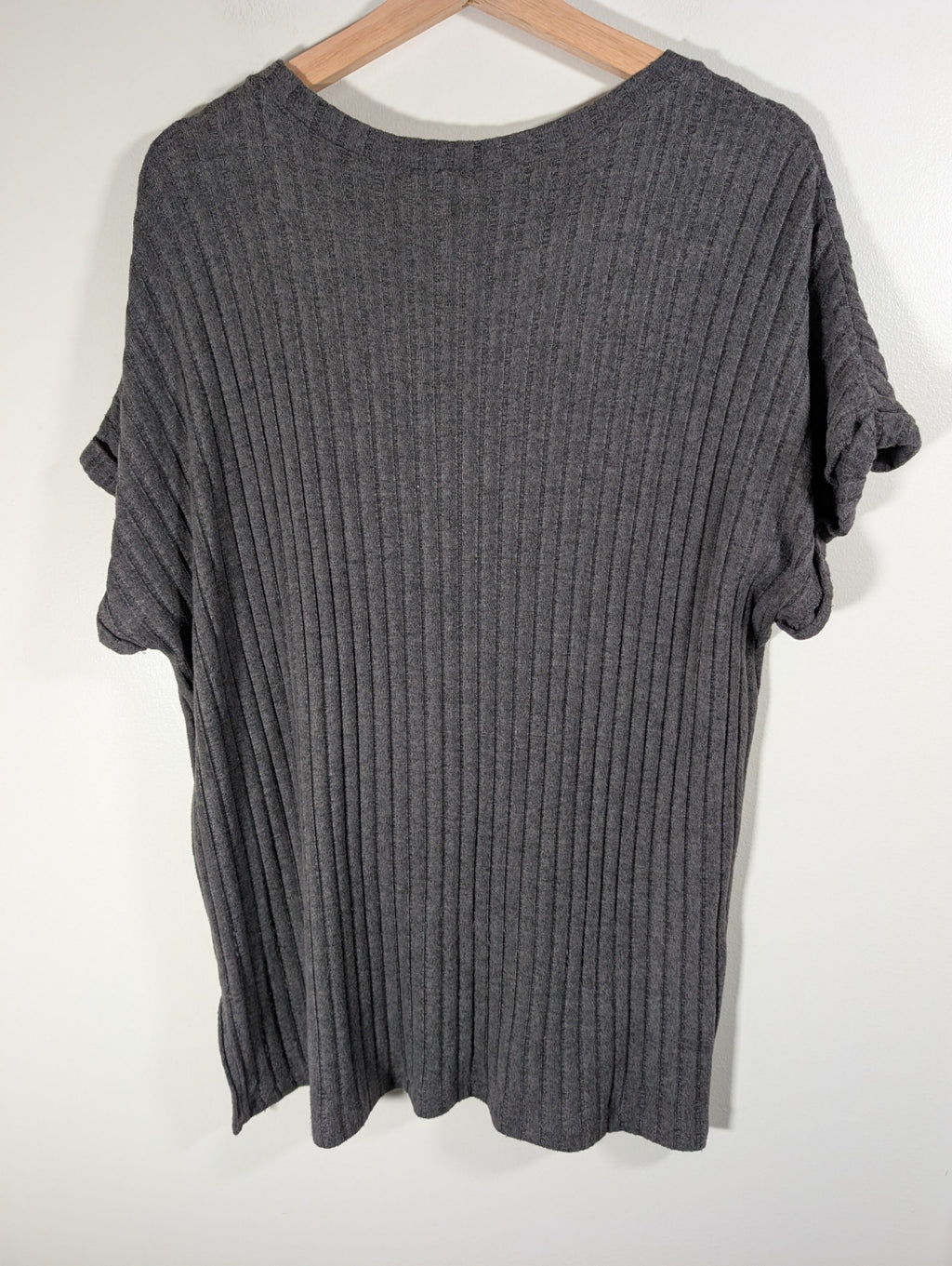 Z supply grey knit blouse - appears medium
