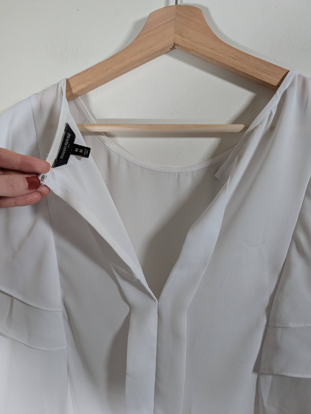 Banana Republic white blouse - Medium