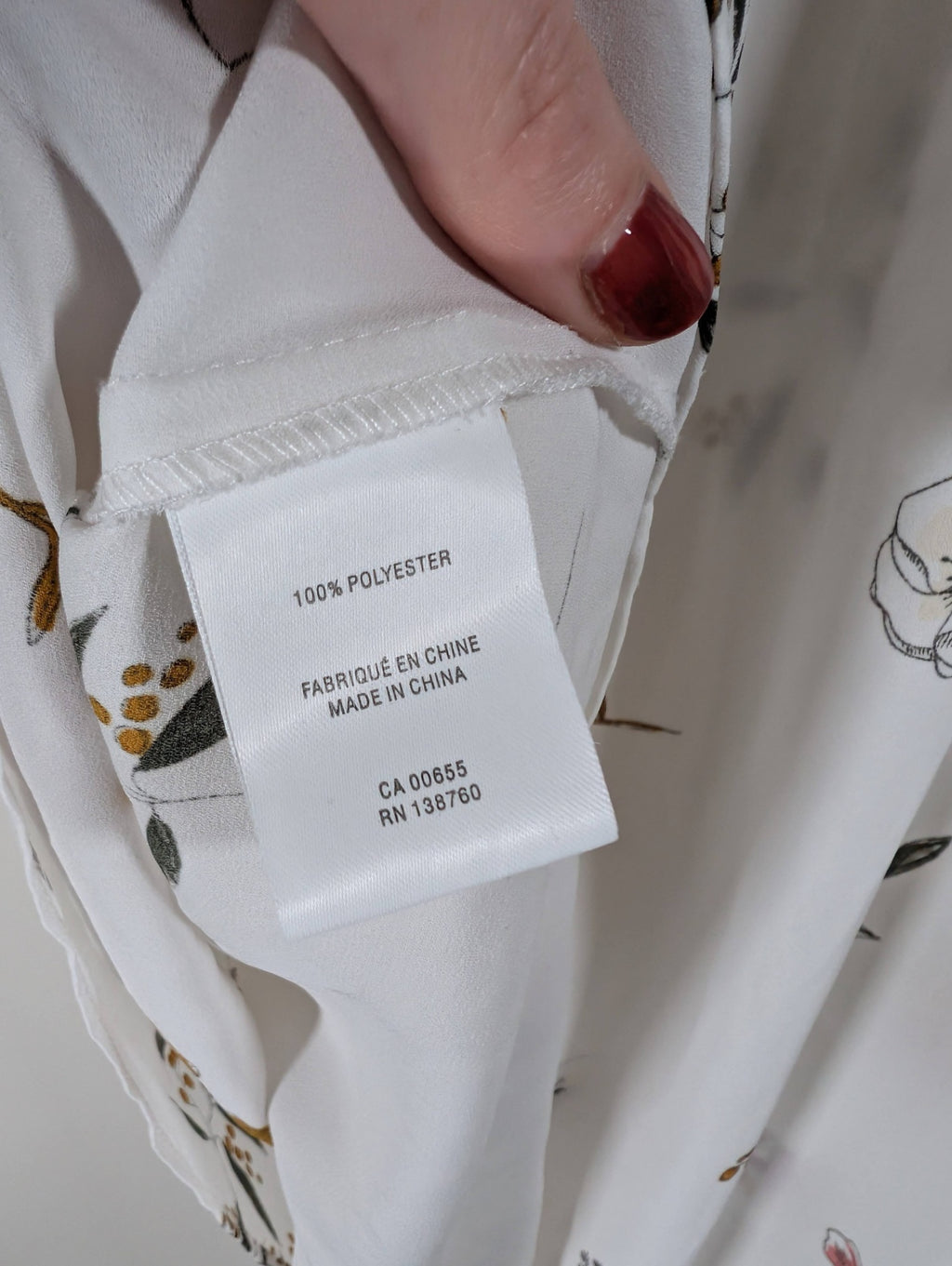 Reitmans floral white blouse - Small