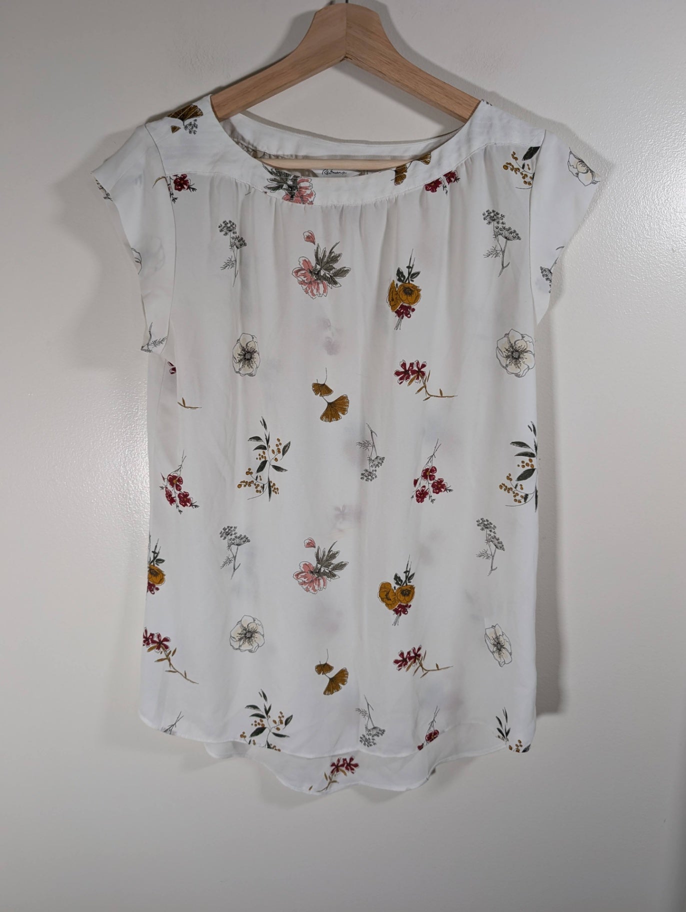 Reitmans floral white blouse - Small