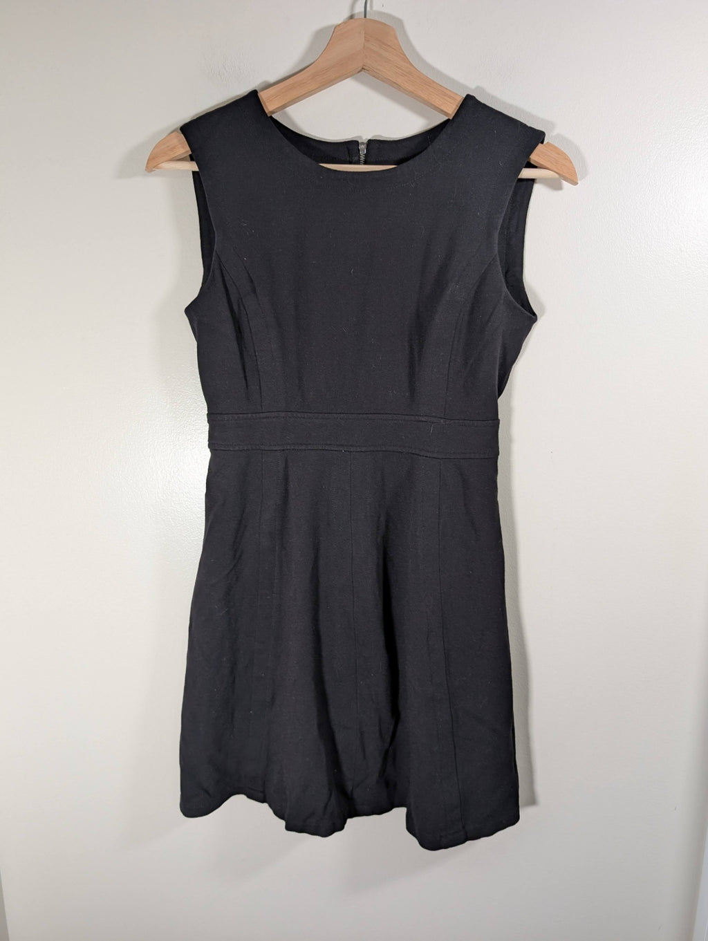 BCBG black dress - Small