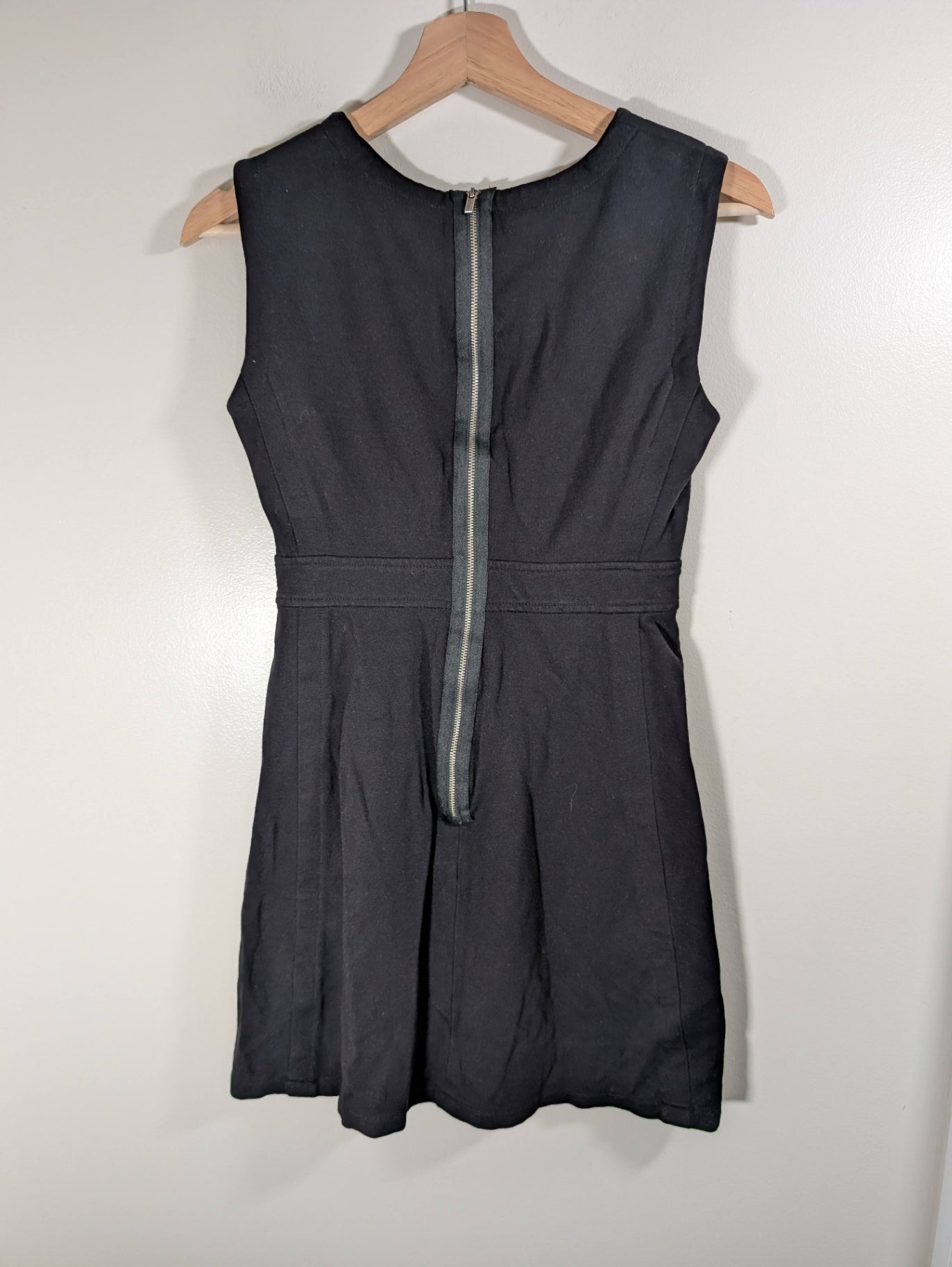 BCBG black dress - Small