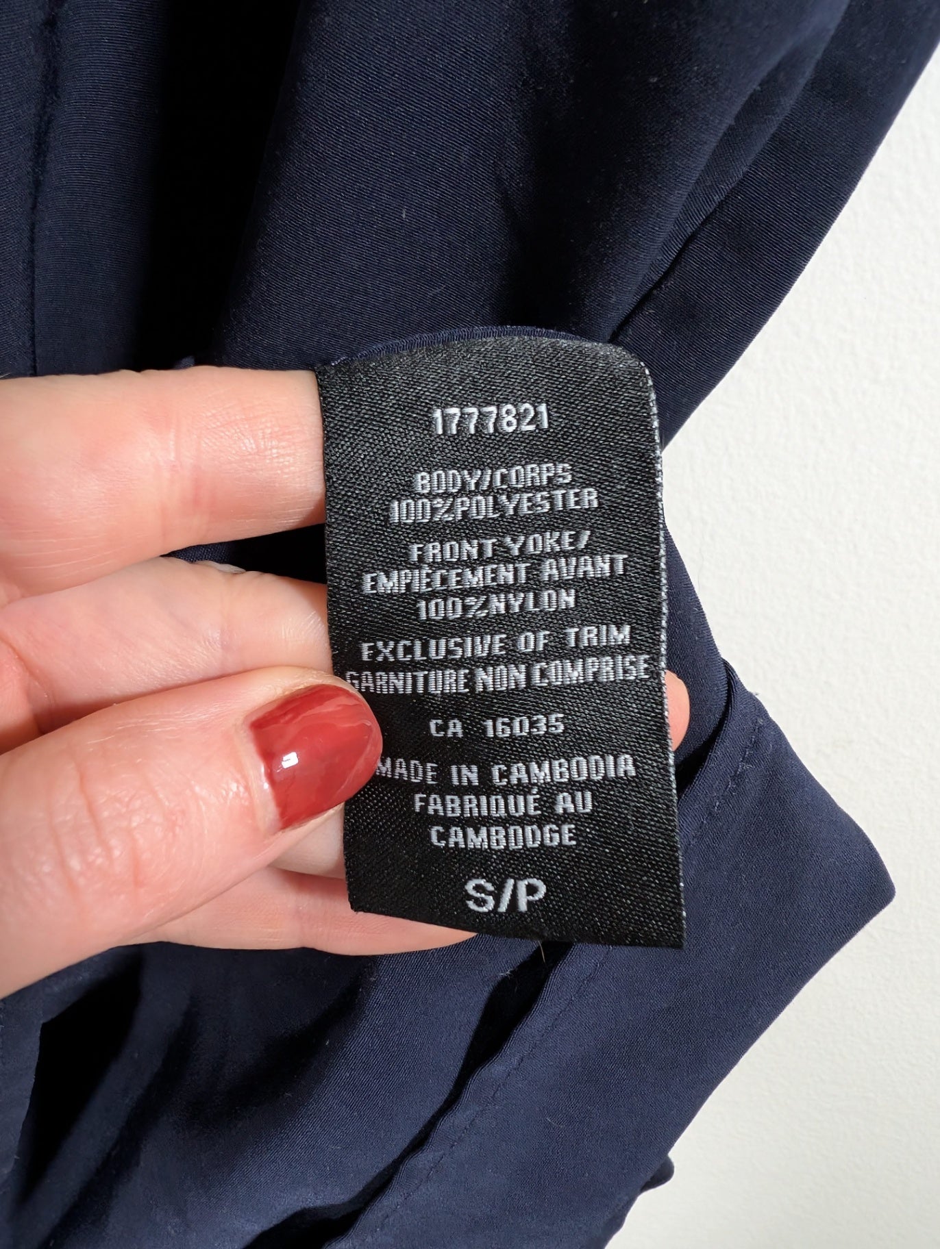 Nicole Miller navy blouse - Small