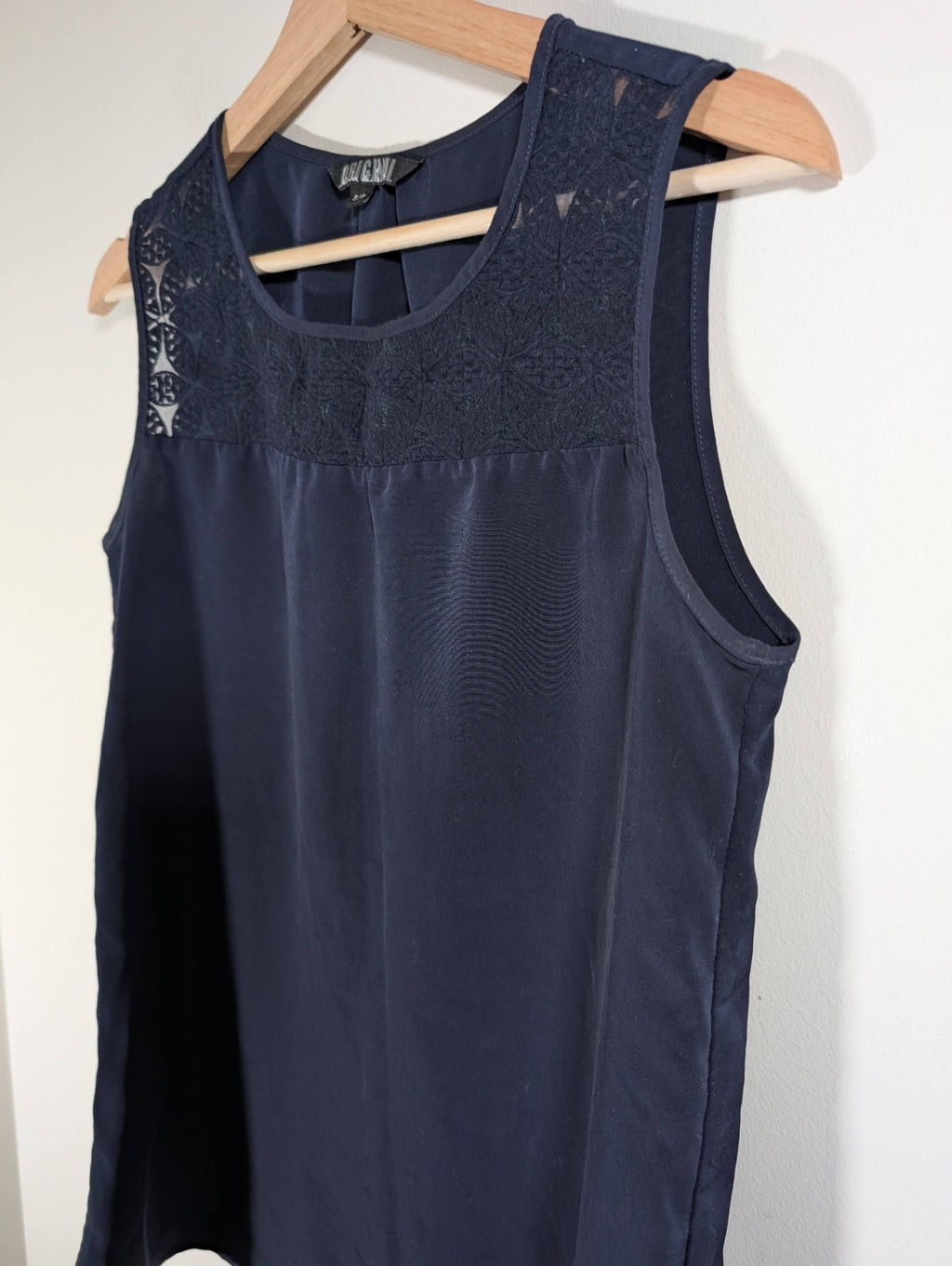 Nicole Miller navy blouse - Small