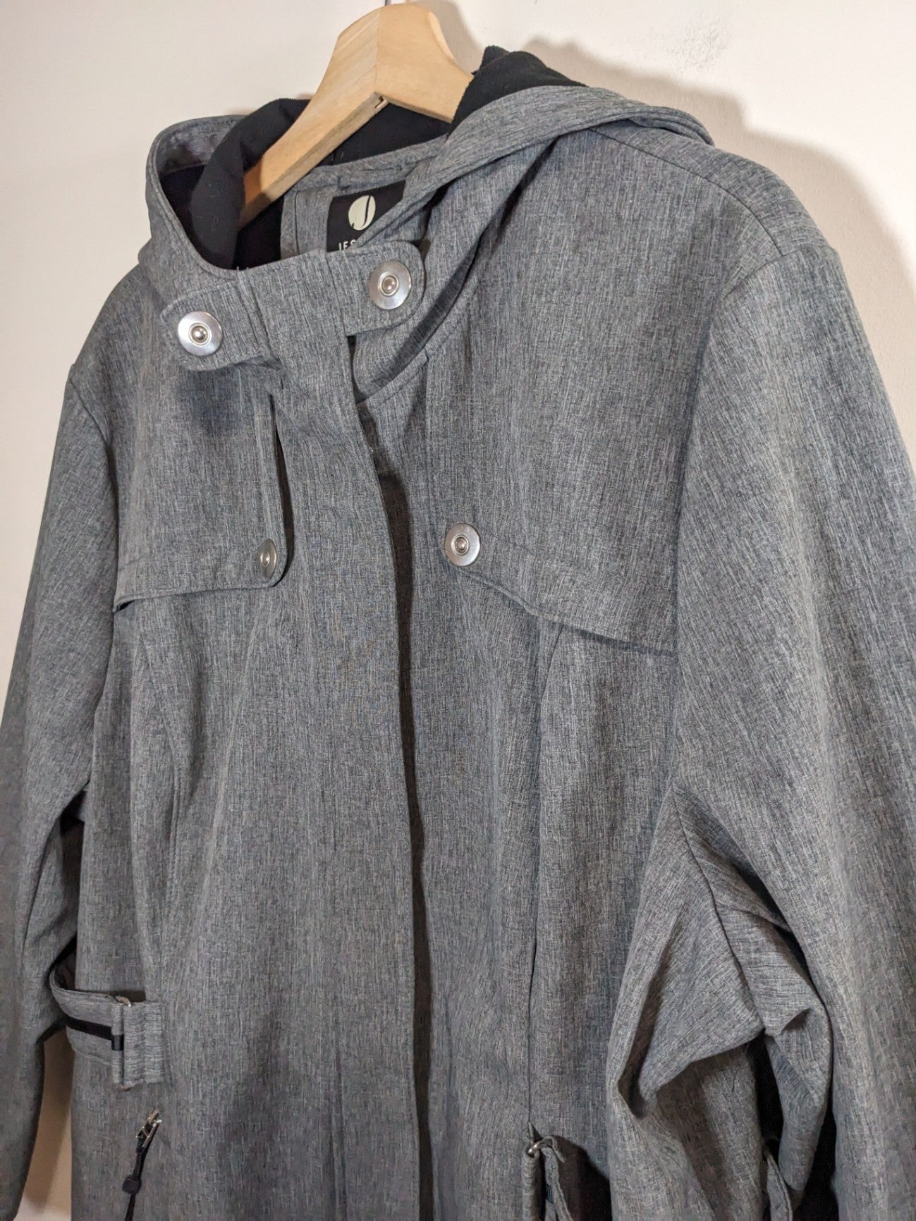 Jessica grey jacket - appears 4XL