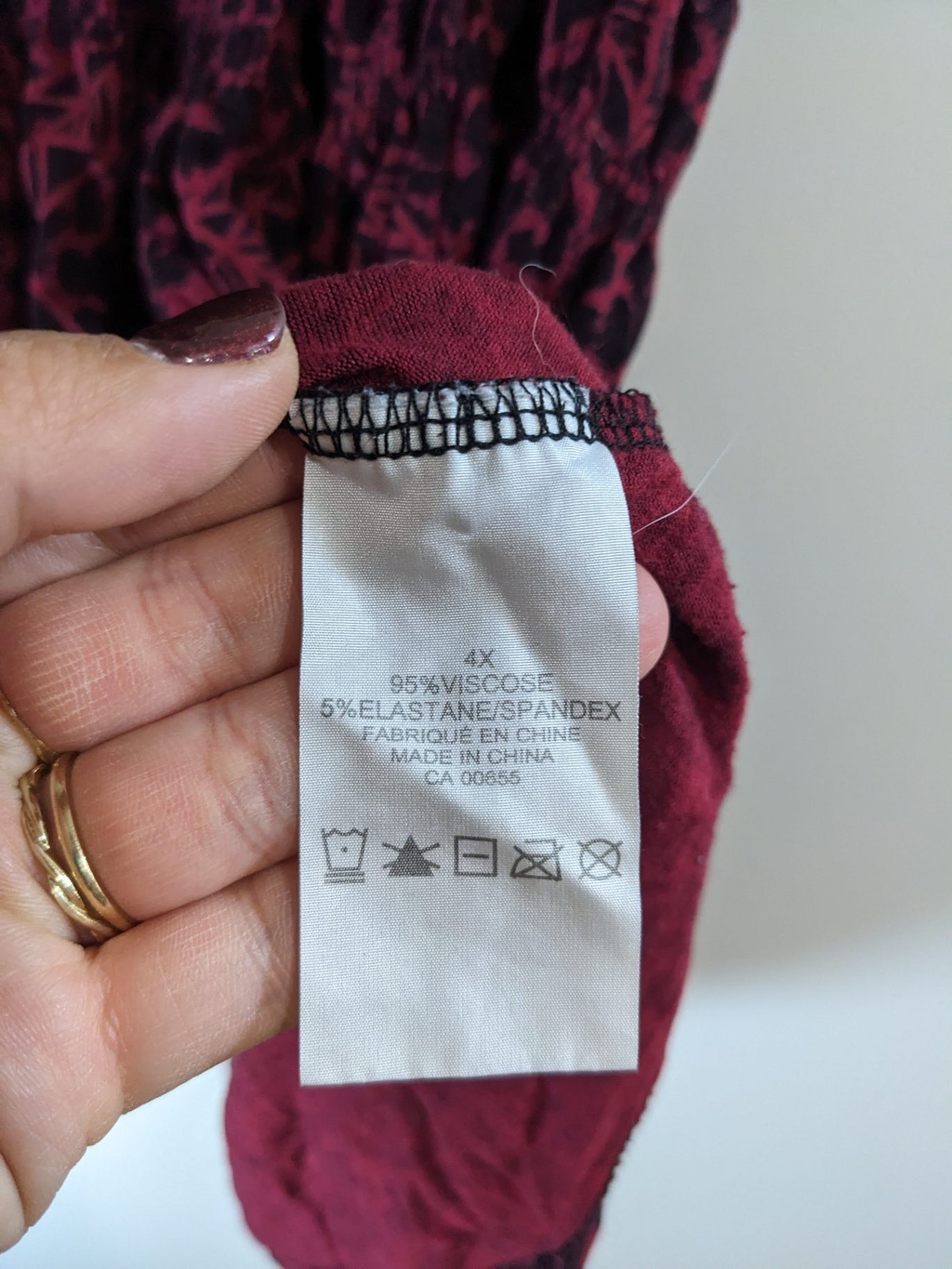 semez la joie burgundy & black top- 4XL