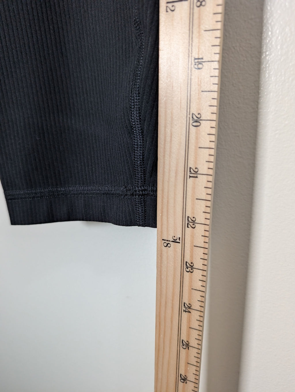 Lululemon ribbed black leggings - SZ 10