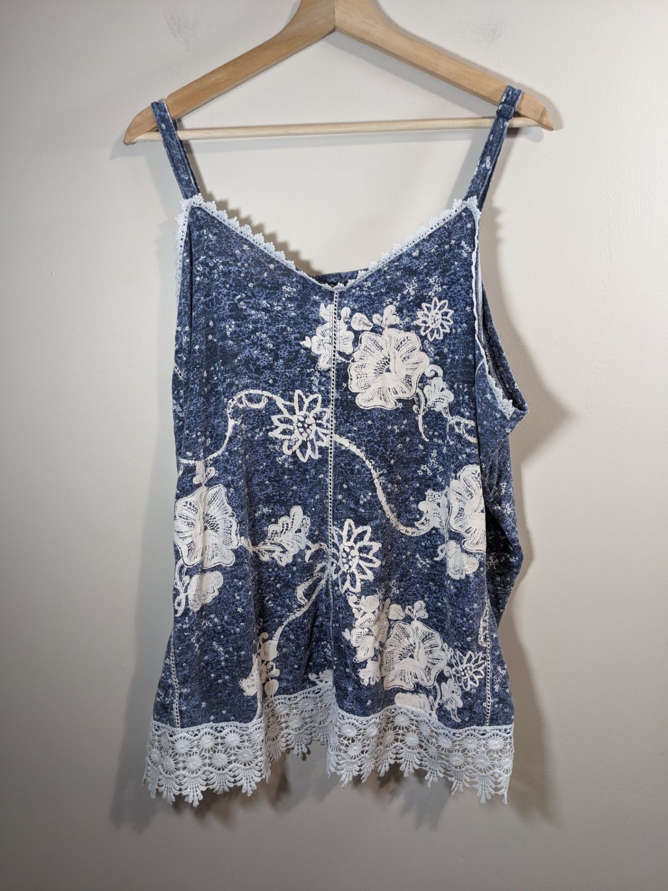 semez la joie floral lace tank - 3XL
