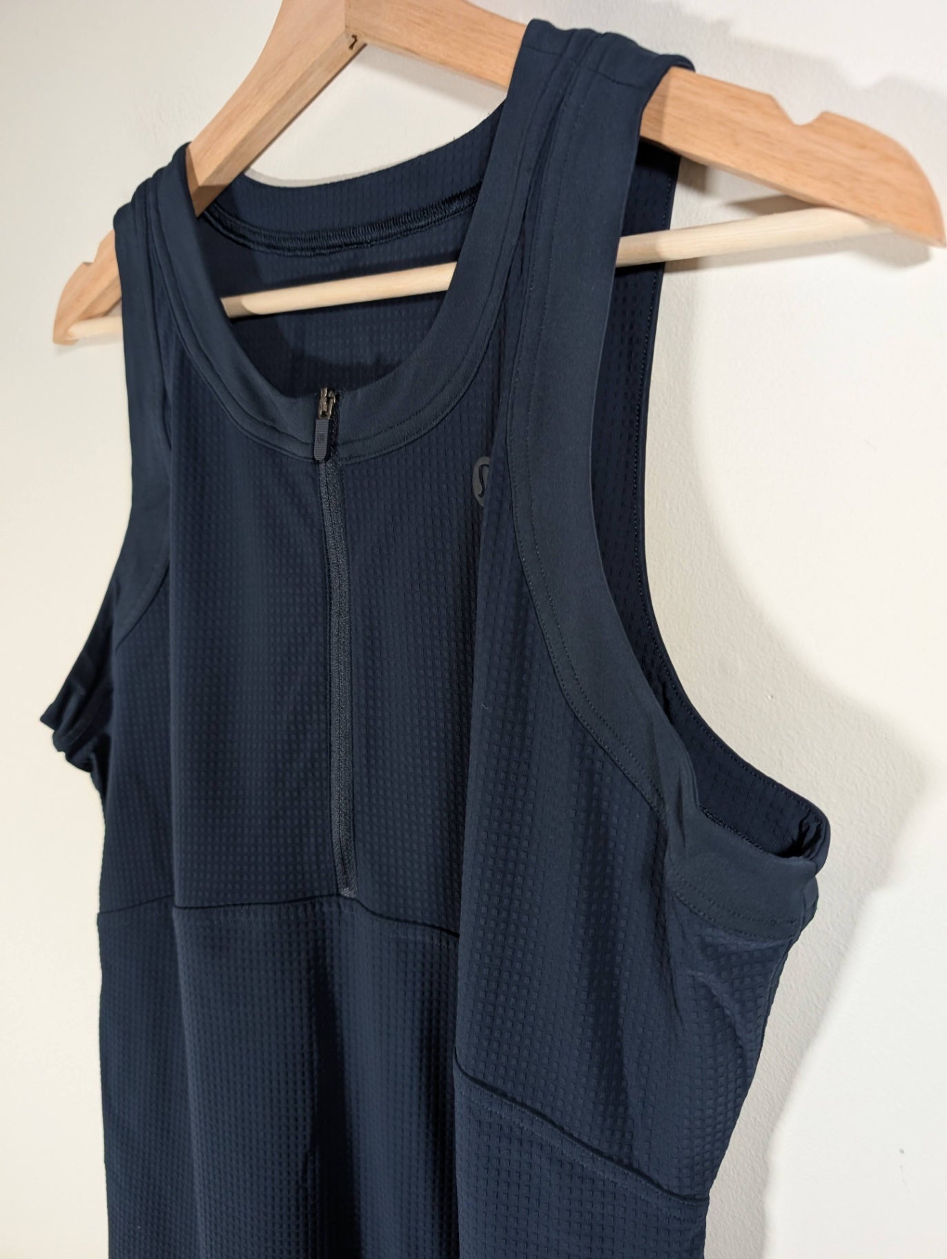 Lululemon grid texture tennis dress - appears SZ 10/12