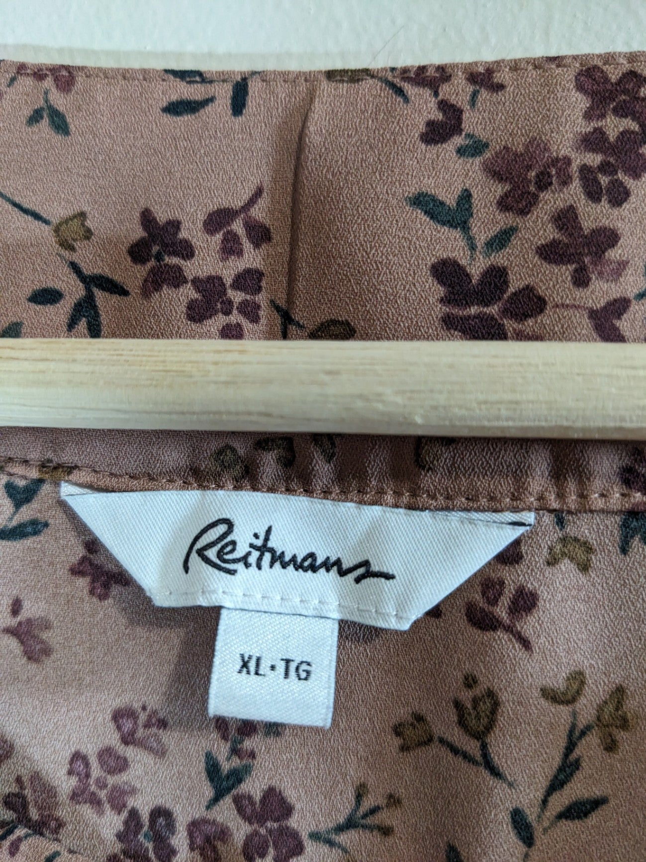 Reitmans floral tan blouse - XL