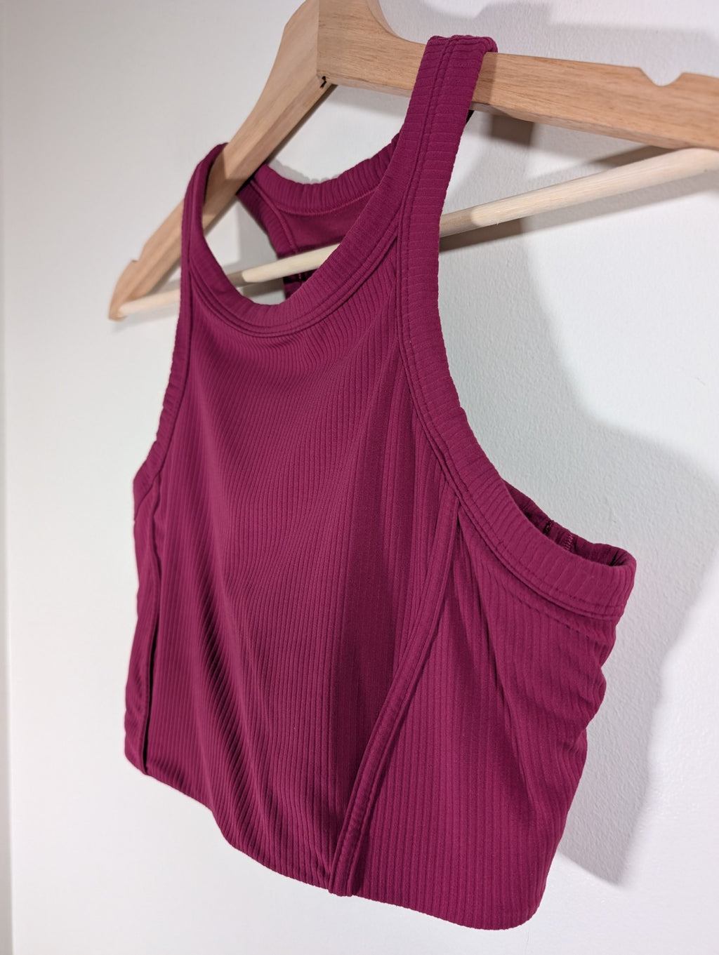 Lululemon magenta tank - SZ 12