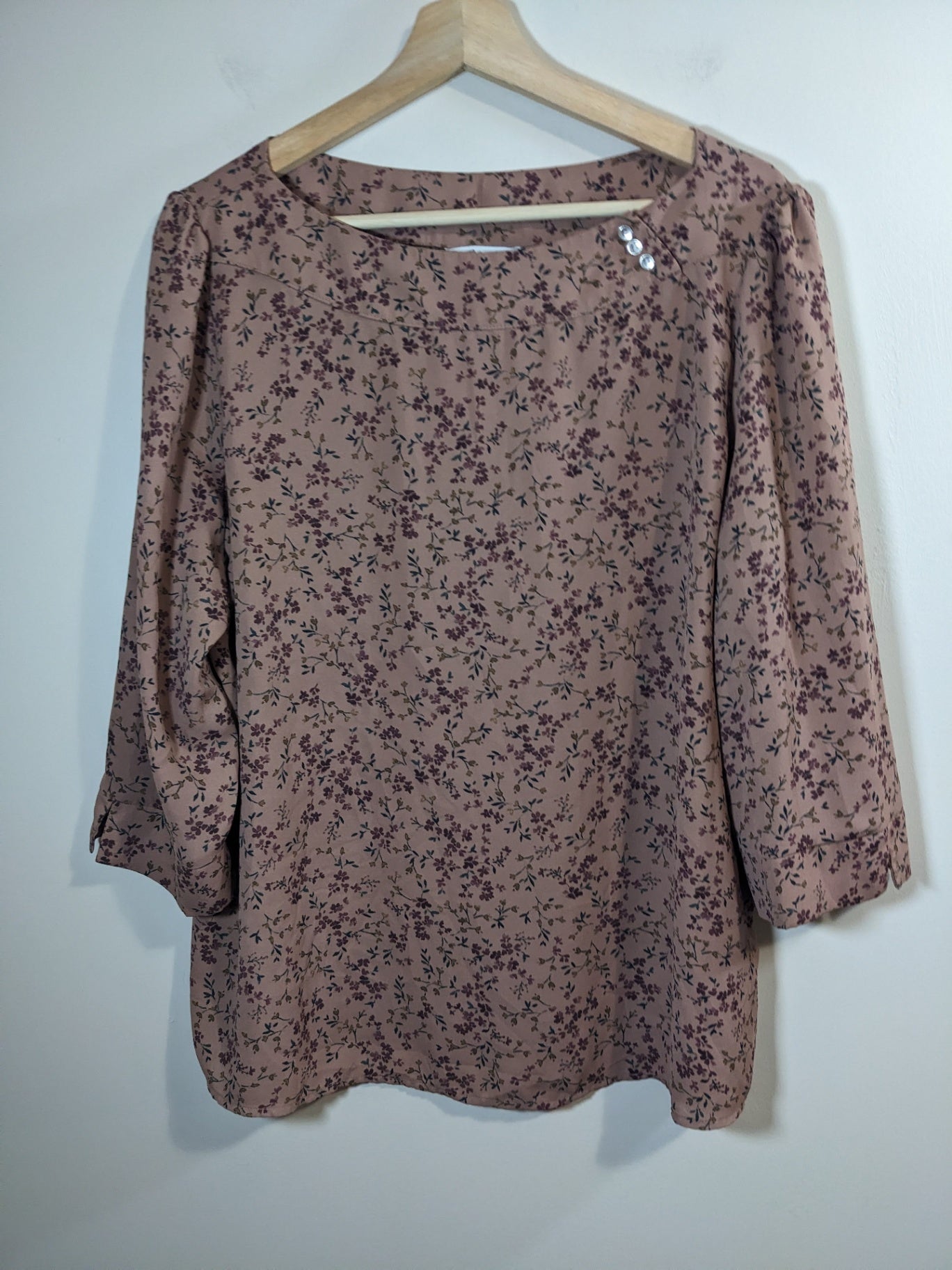 Reitmans floral tan blouse - XL