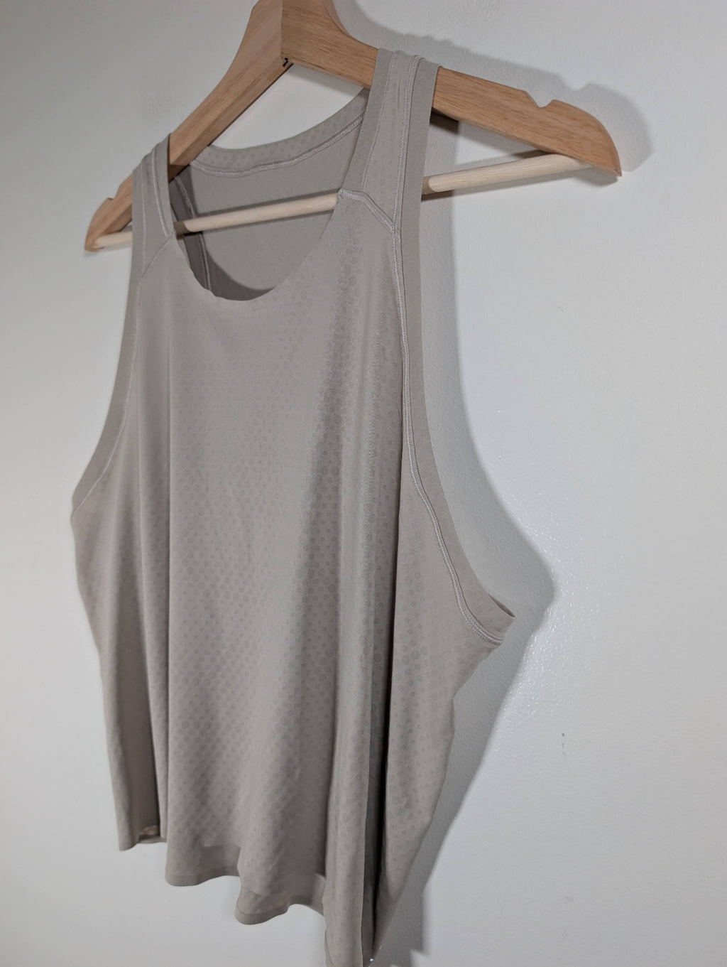 Lululemon racerback tank - appears sz 8/10