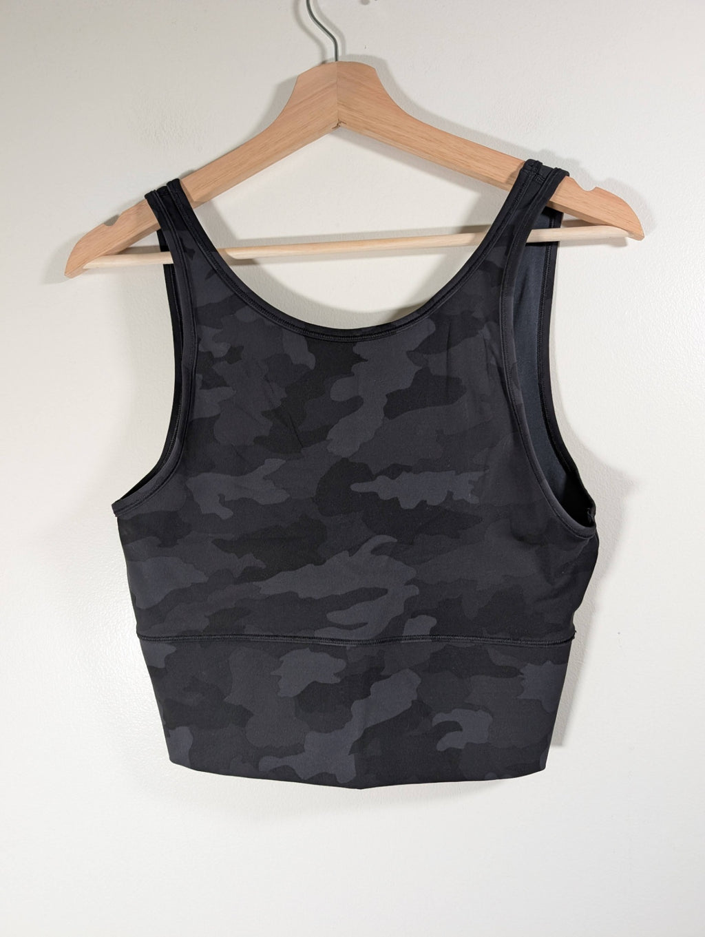 Lululemon camo crop top - appears SZ 10/12