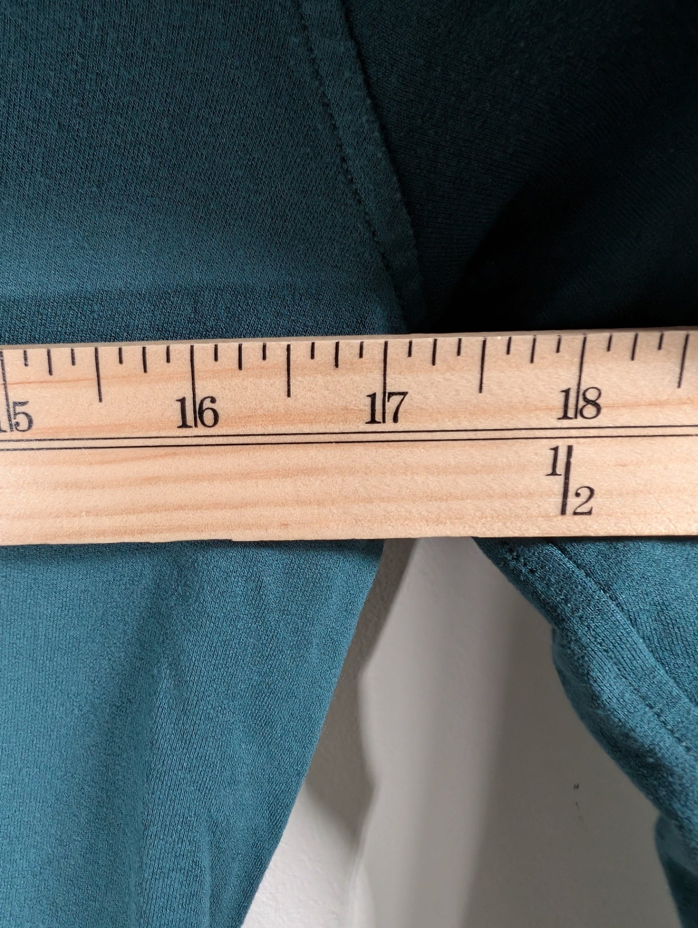 Lululemon hoodie - appears SZ 8/10