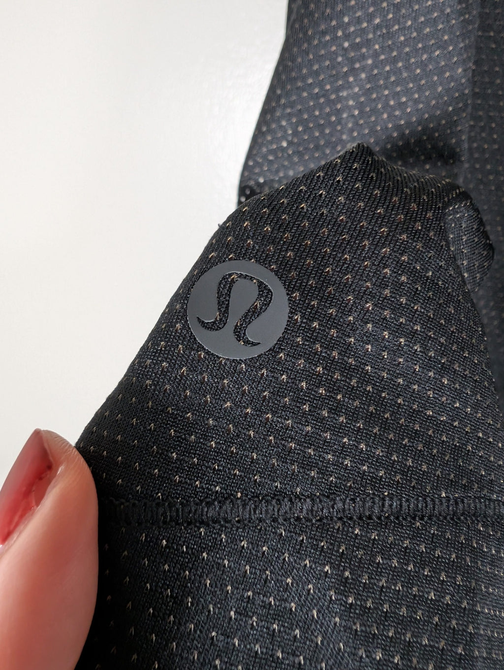 Lululemon black dotted racerback tank - appears 8/10