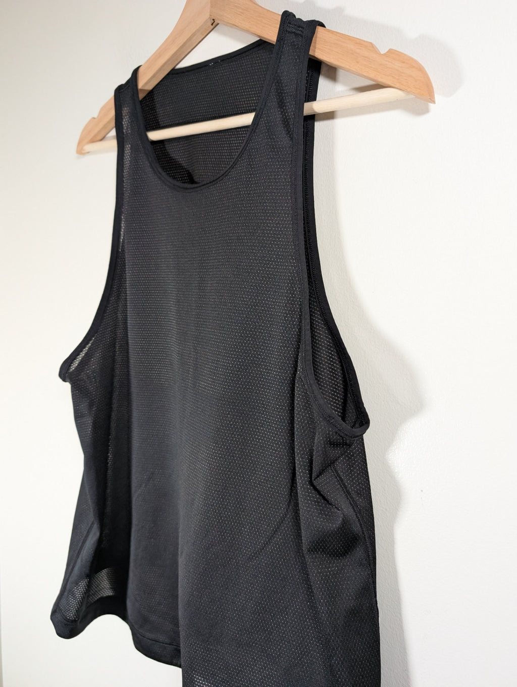 Lululemon black dotted racerback tank - appears 8/10