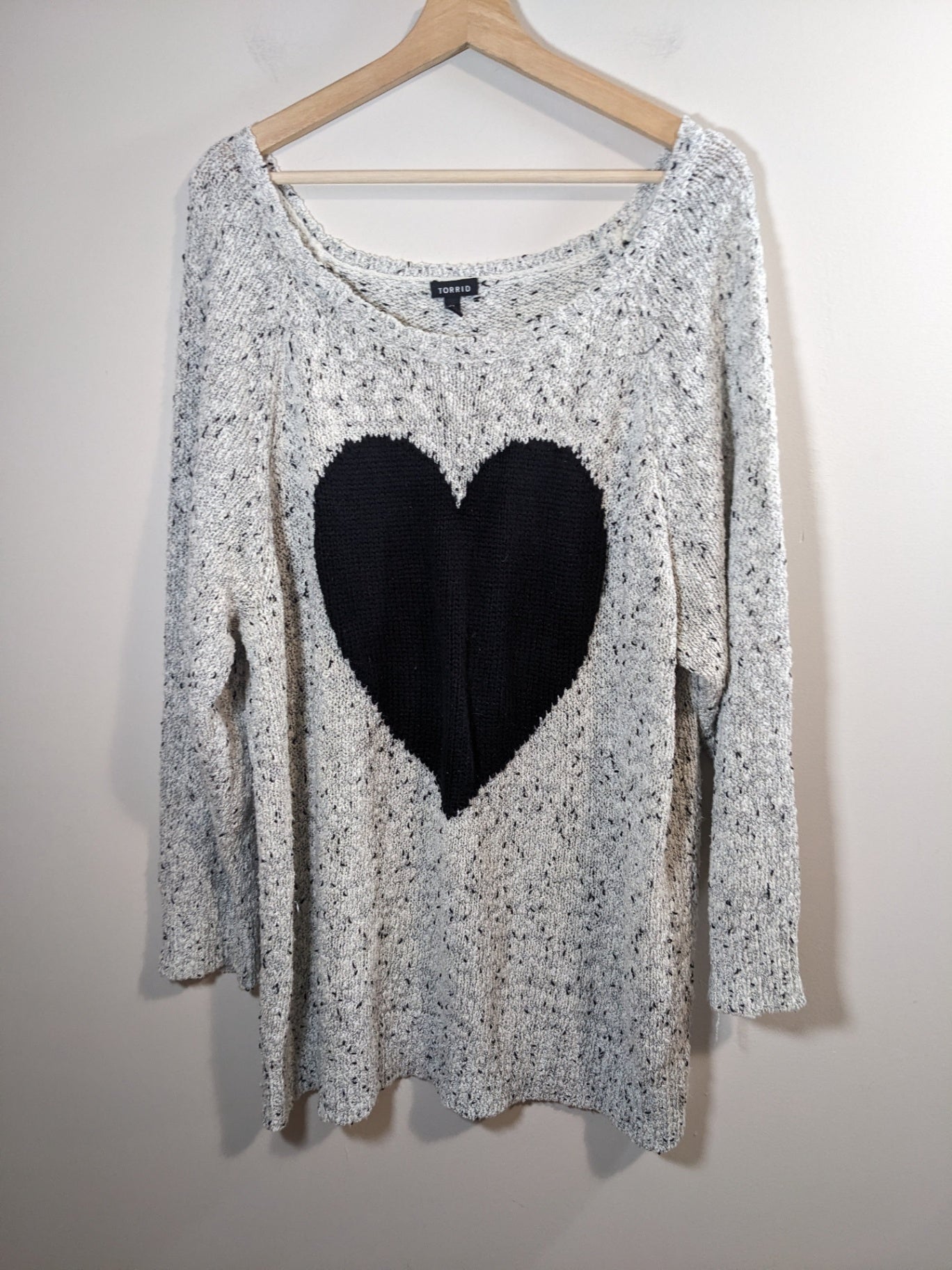 Torrid Heart Sweater - 4XL