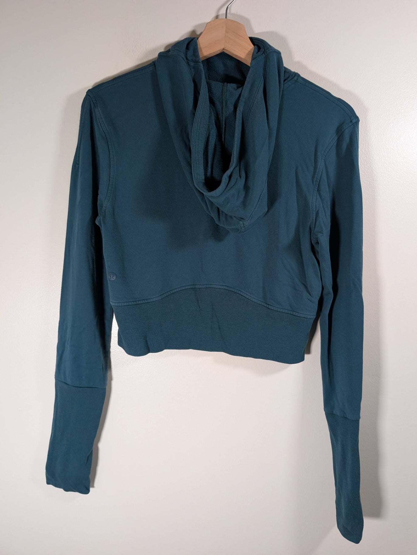 Lululemon hoodie - appears SZ 8/10