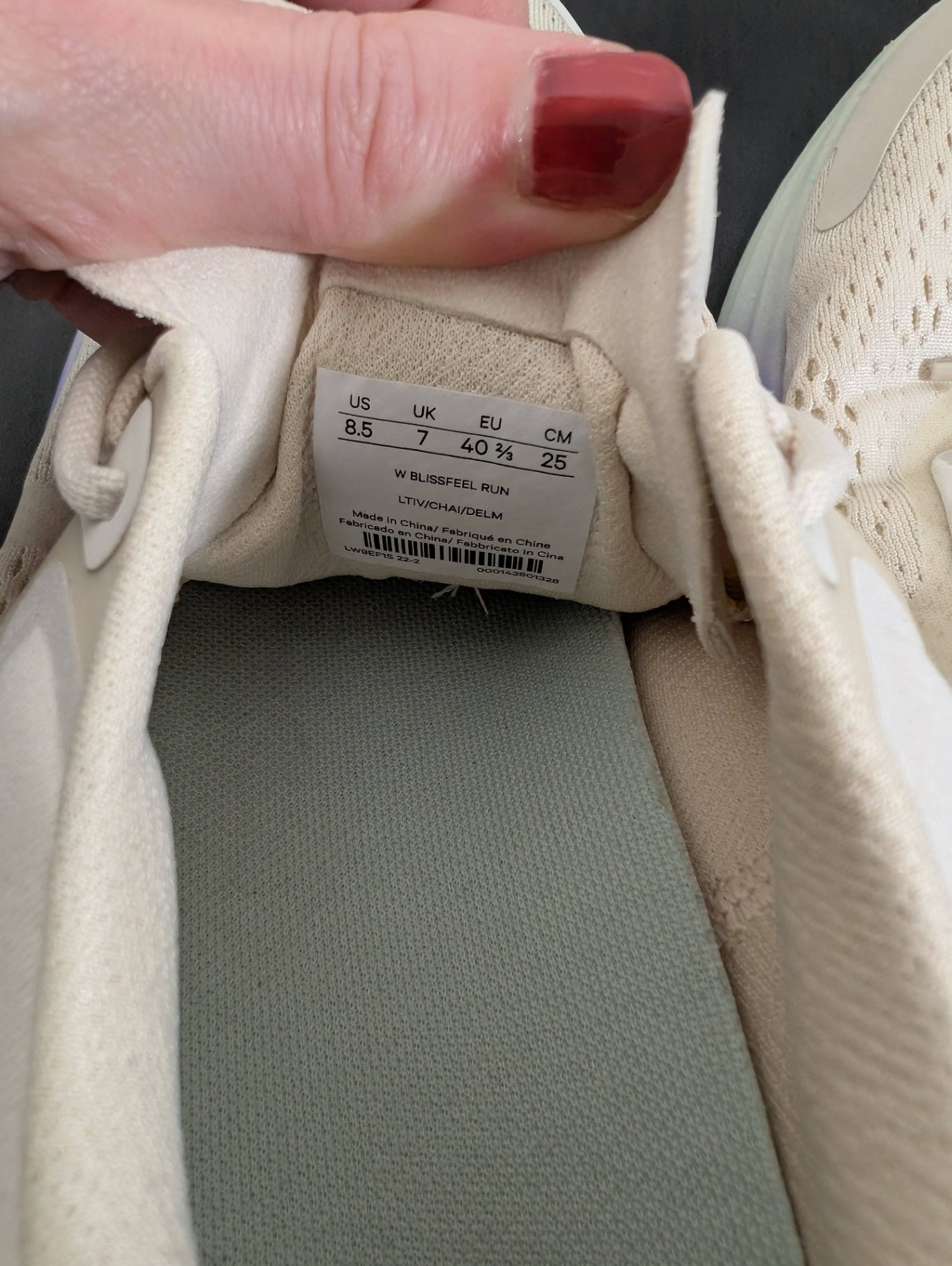 Lululemon blissfeel running shoes- SZ 8.5