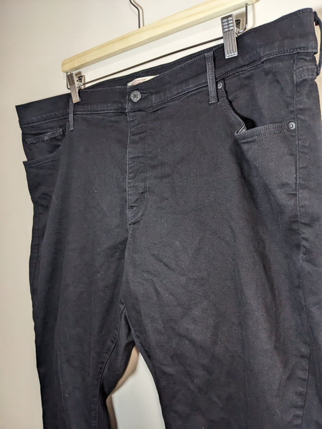 Levi's Black Denim Jeans - 24