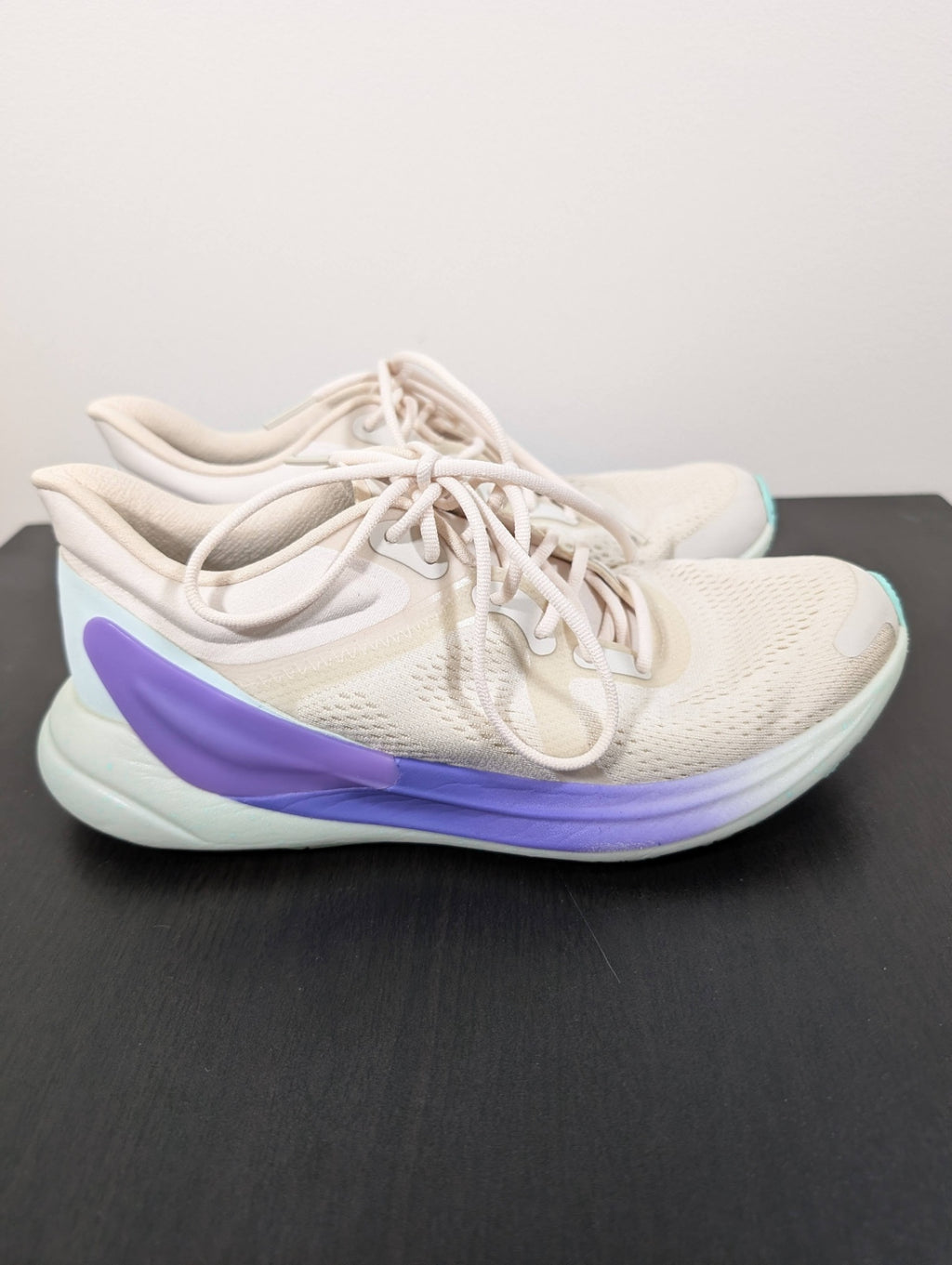 Lululemon blissfeel running shoes- SZ 8.5