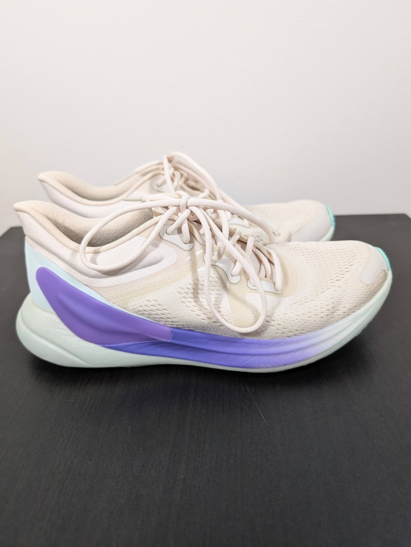 Lululemon blissfeel running shoes- SZ 8.5