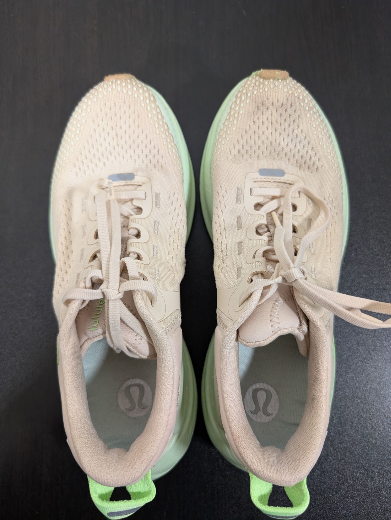 Lululemon beyond free trailrunning shoe - SZ 7.5